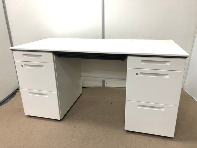 【4台入荷！】奥行きが珍しいデスク！！台数が揃っている今がチャンスです！奥行きが珍しいので若干お得！■コクヨ/iS/ホワイト
                        iSシリーズ
                                    中古
            