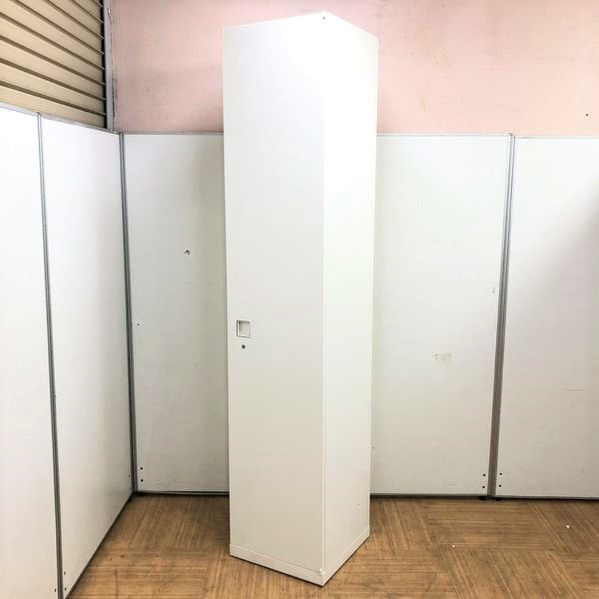 【限定1台！】オカムラ製の隙間書庫！　ホワイト　本棚　収納　片開き
                        レクトライン
                                    中古
            