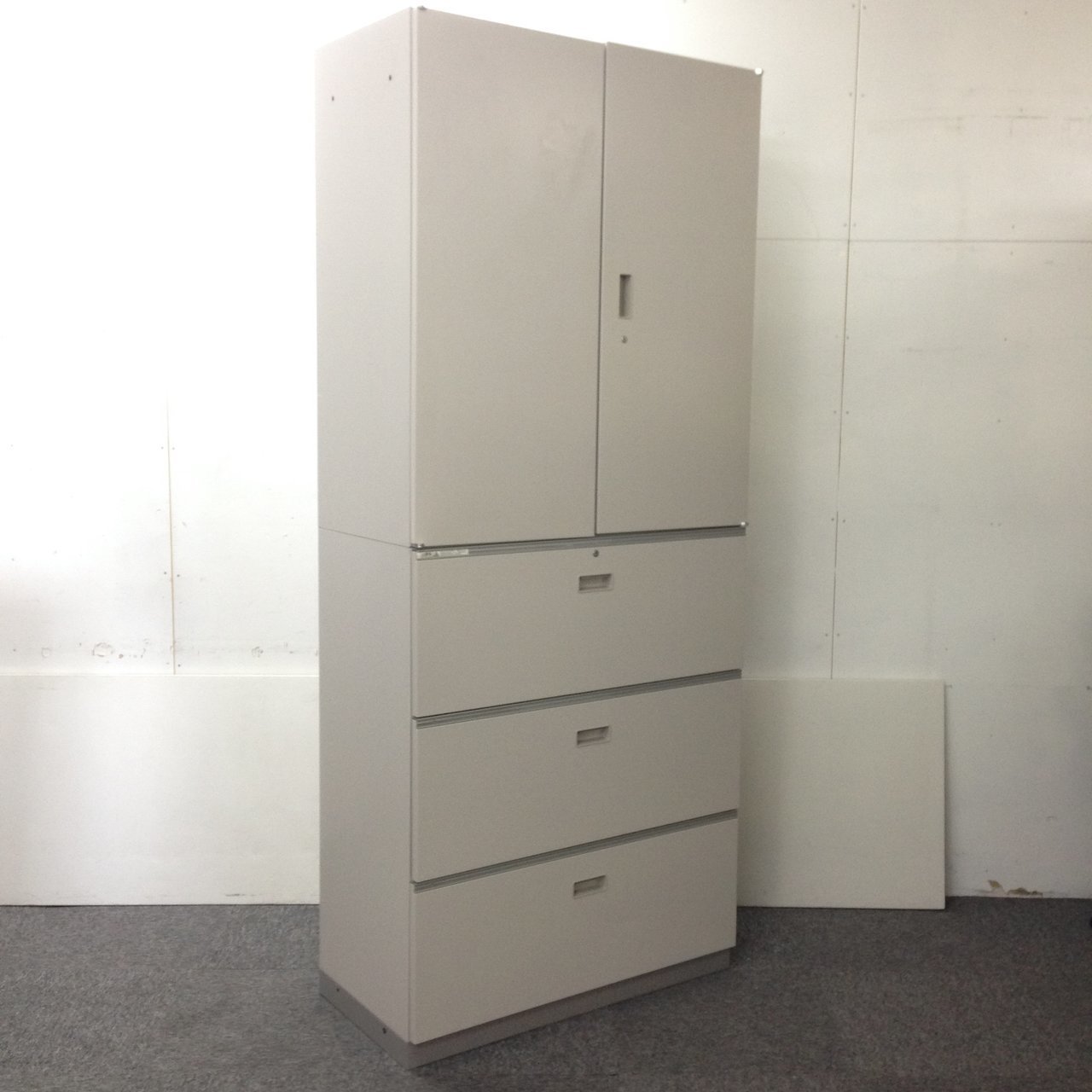 イトーキ シンラインキャビネット 引出し・トレイコンビ 2段 静岡県