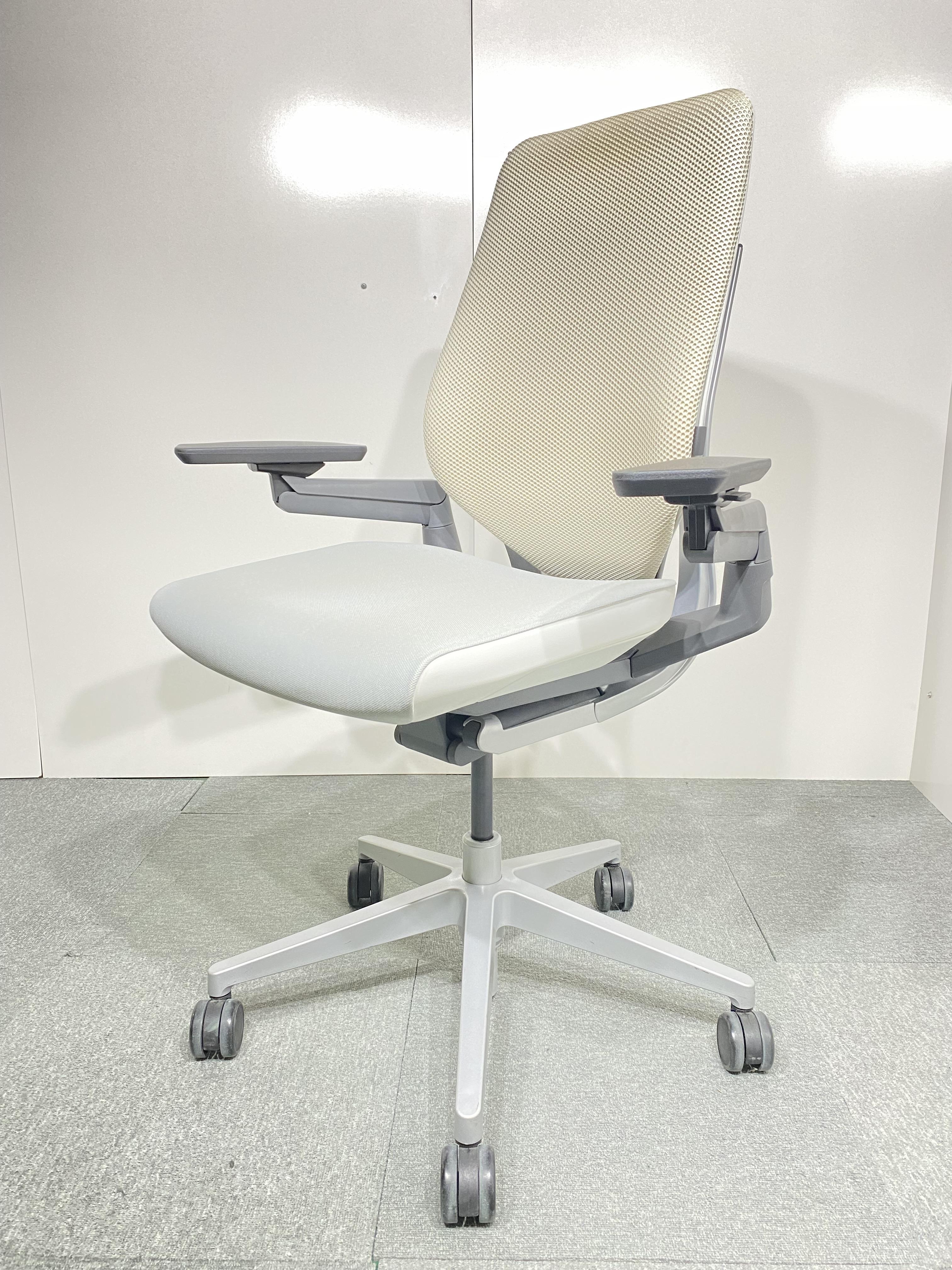 【中古】ジェスチャー Steelcase/スチールケース 肘付ハイバック