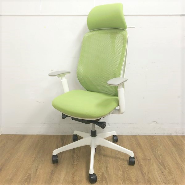 【ヘッドレストは新品を取り付け】オカムラ　シルフィ　ハイバック（メッシュ）　ライムグリーン×ホワイトフレーム　アジャストアーム【前傾機能搭載の人気モデル】
                        シルフィー
                                    中古
            