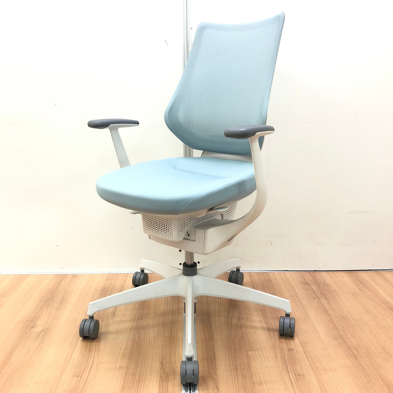 中古】イング CRS-G3402E1 コクヨ/KOKUYO 肘付ハイバックチェア 355111