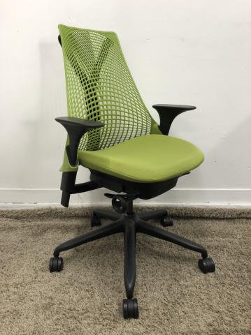 【中古】セイルチェア AS1YA23HA-0139　N2BKBB79BK9108 Herman Miller/ハーマンミラー 肘付ハイバックチェア  355132