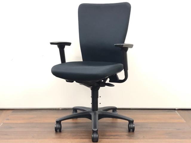 中古】カロッツァチェア CK95ZR FS11 オカムラ/okamura 肘付ハイバックチェア 355297 - 中古オフィス家具ならオフィスバスターズ