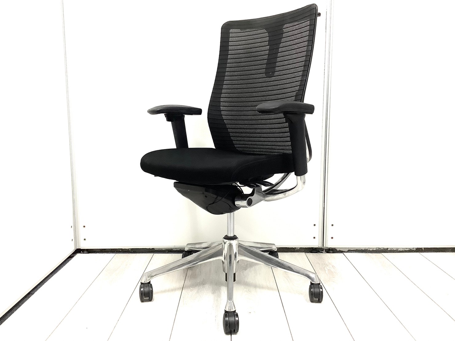 稀少品／レア／貴重　◆Okamura／オカムラ　◆Choral／コーラル ※横浜店撮影画像※
                        コーラルメッシュ
                                    中古
            