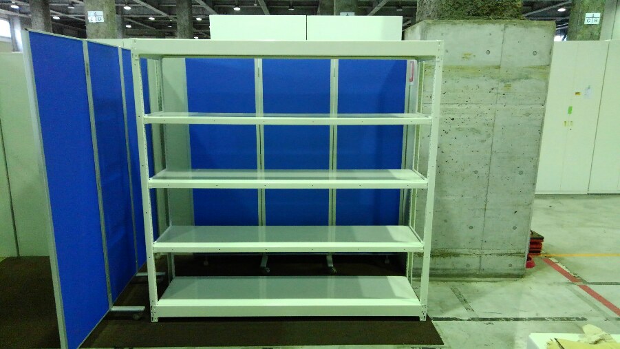 オカムラのW1830の中古ラックが2台入荷しました！！　注)呼称W1800/D450　実寸W1830/D470　天地5段　耐荷重：段/100kg　ボルトレスなので組立も簡単！ ！ 　同サイズの段/200kgタイプも入荷しております。
 ※マテハン本舗の中古商品は、千葉県柏市に在庫がございます。
                        その他シリーズ
                                    中古
            