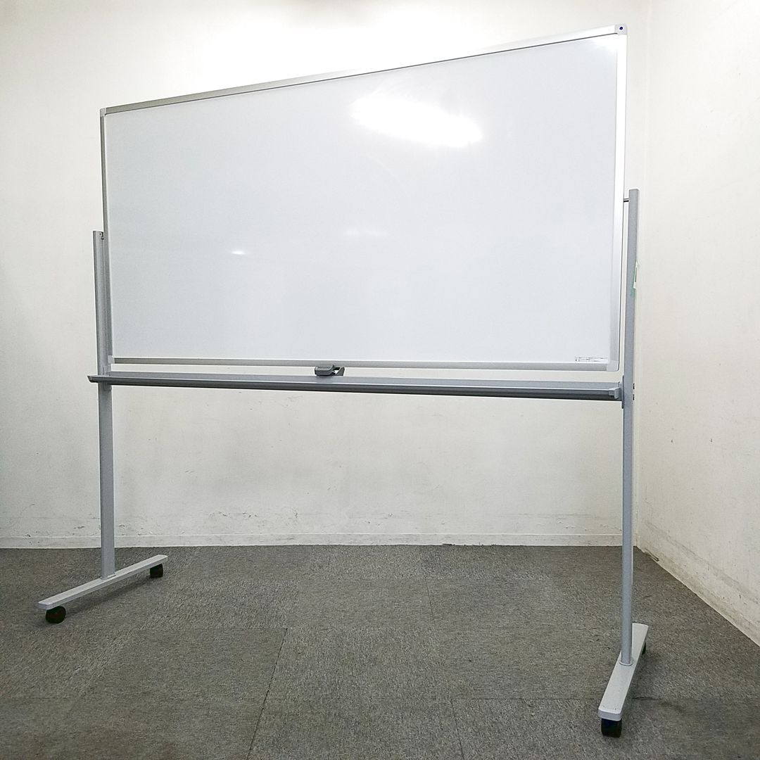 【5台入荷】コクヨ製の両面無地タイプ自立式ホワイトボード入荷いたしました！中古　ホワイトボード　黒板　オフィス　塾　ホワイト　ホーロー鋼板
                        BB-R900
                                    中古
            