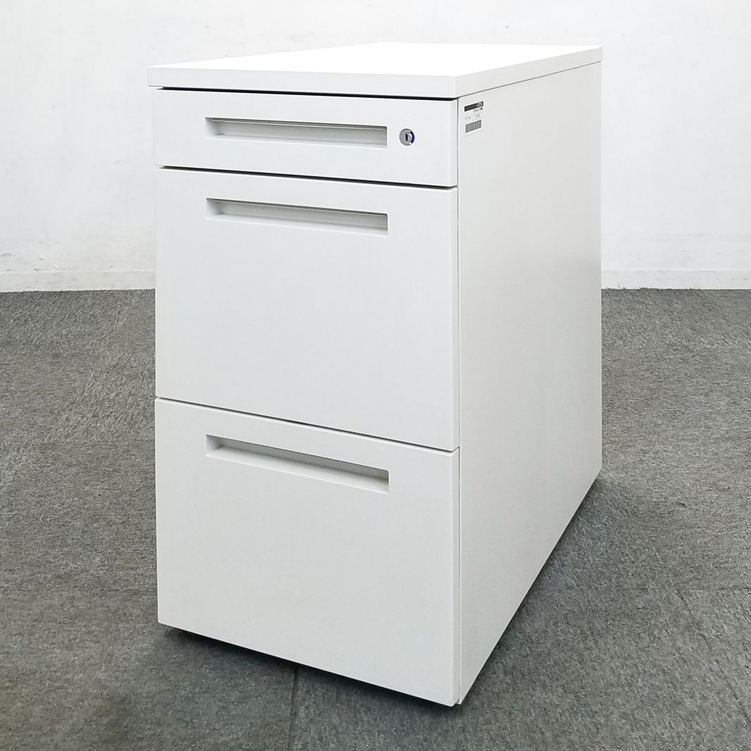 【6台入荷】イトーキのCZRシリーズから脇机が入荷！中古　脇机　袖　3段　ITOKI　ホワイト　オフィス　H720
                        CZR
                                    中古
            