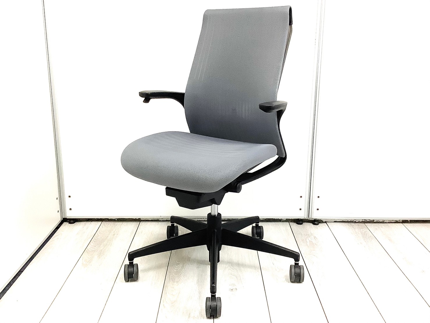 【外部倉庫在庫品】人気／定番　◆KOKUYO／コクヨ　◆M4／エムフォー
                        M4
                                    中古
            