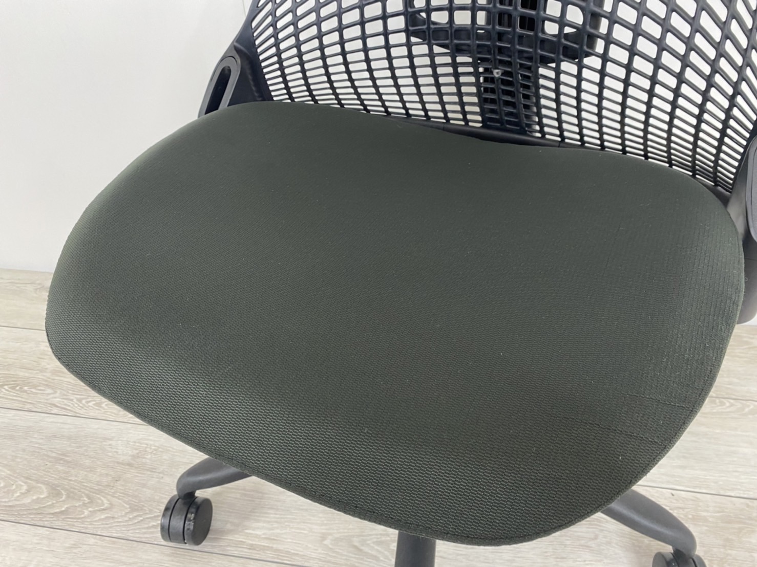 中古】セイルチェア セイル Herman Miller/ハーマンミラー 肘無