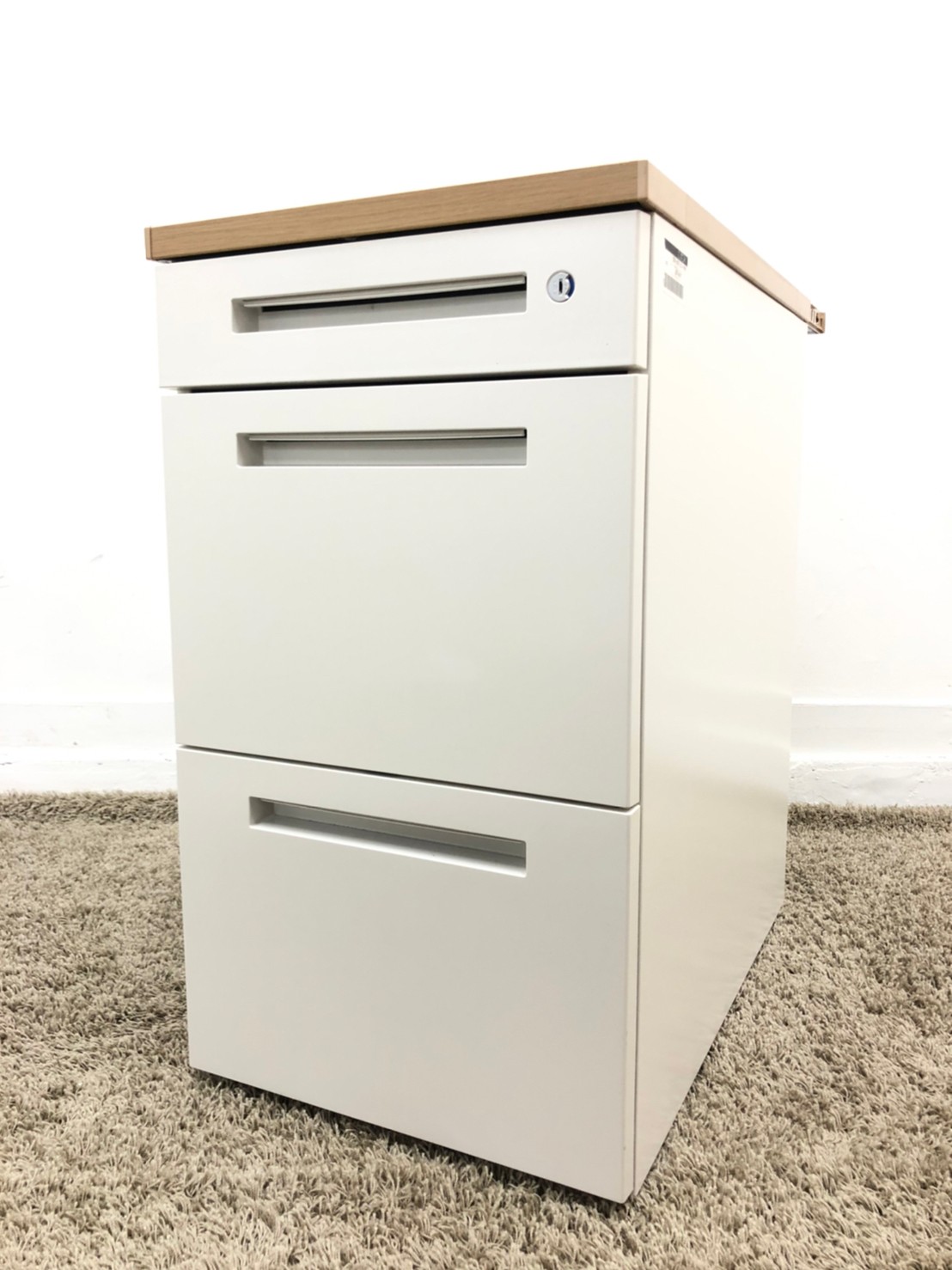 【トレンドの白×木目調！】イトーキ/3段脇机/A4２段/天板ナチュラル
                        CZR
                                    中古
            