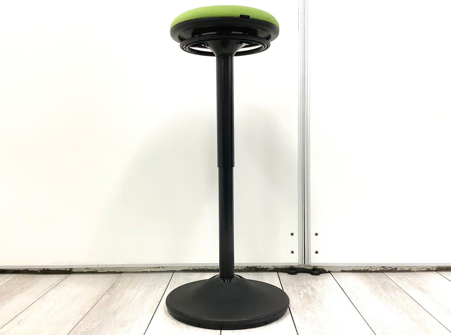 【2019年製】大人気／流行／スイング脚　◆Okamura／オカムラ　◆pirouetto／ピルエット ※横浜店撮影画像※
                        ピルエット
                                    中古
            