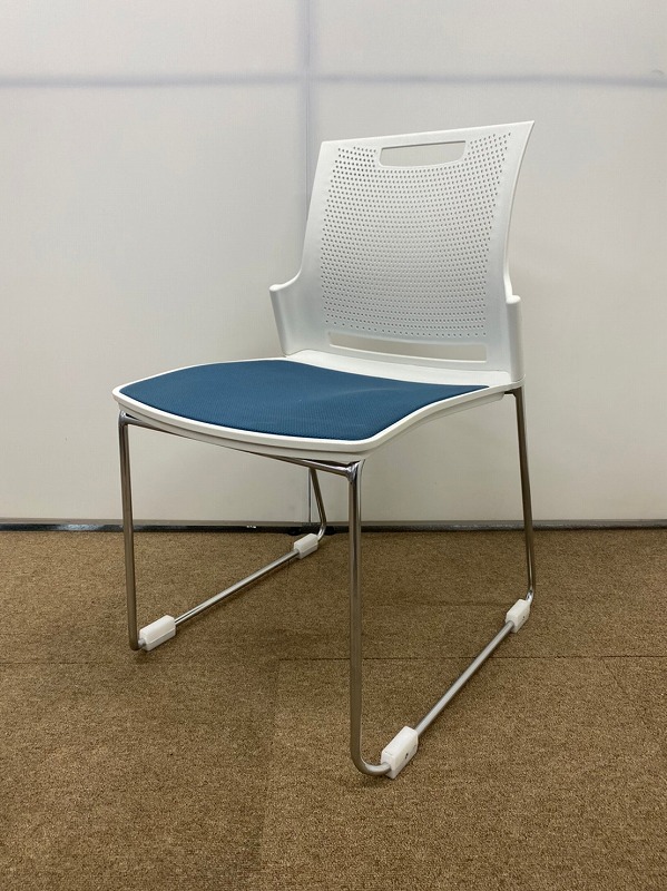 【さわやかな印象】オカムラ/スカラールフト/ブルー
                        スカラールフト
                                    中古
            