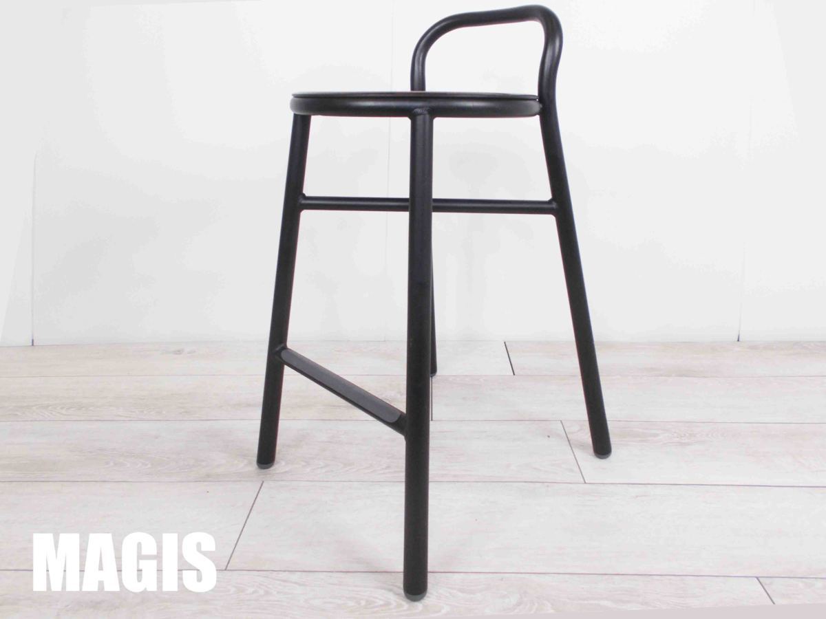 MAGIS / マジス　パイプ スツール ロー　ブラック　ジャスパー・モリソン
                        その他シリーズ
                                    中古
            