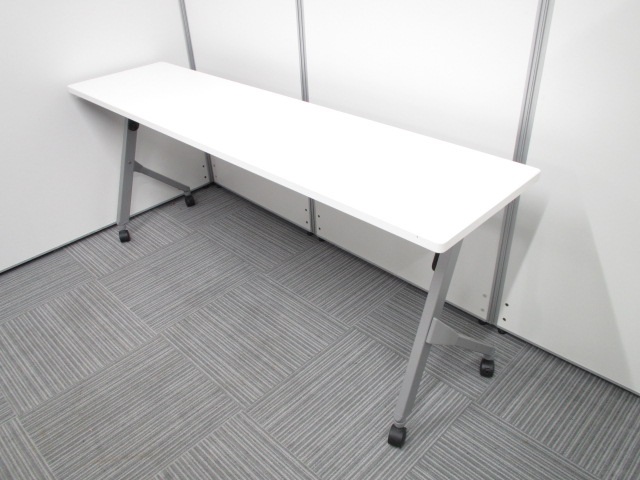 【定価約6万】平行ネスティングタイプのサイドフォールドテーブル。■オカムラ製/FLAPTOR (フラプター)　/ホワイト
                        フラプター
                                    中古
            