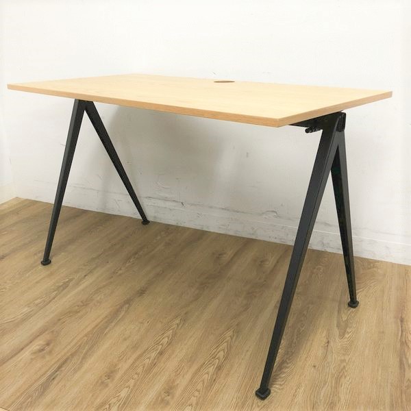 ヘイ ピラミッドデスク HAY PYRAMID DESK 新品 未使用 組立前 展示品□HAY/ヘイ□PYRAMID DESK/ピラミッドデスク 机☆埼玉発送