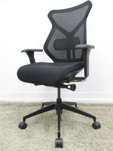 【KS】【究極のフィット感！】■イトーキ製　セクアチェア（Sequa）　ブラック　可動肘付　■背と腰を支えるランバーサポート付
                        セクア
                                    中古
            
