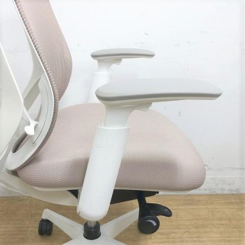 【中古】シルフィー C686XW FMP7 オカムラ/okamura 肘付ハイバックチェア 363935 返品・交換 ベージュ オカムラ シルフィー ハイバック ハンガー付き 可動肘 デスクチェア