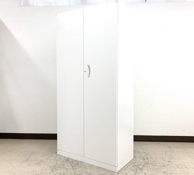 【30台入荷】【生興製】【ホワイト】クオール　両開き書庫　【観音開き】【明るいイメージ】【H1860のサイズ】
                        QUWALL
                                    中古
            