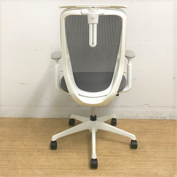 中古】シルフィー C686XW FMR2 オカムラ/okamura 肘付ハイバックチェア 