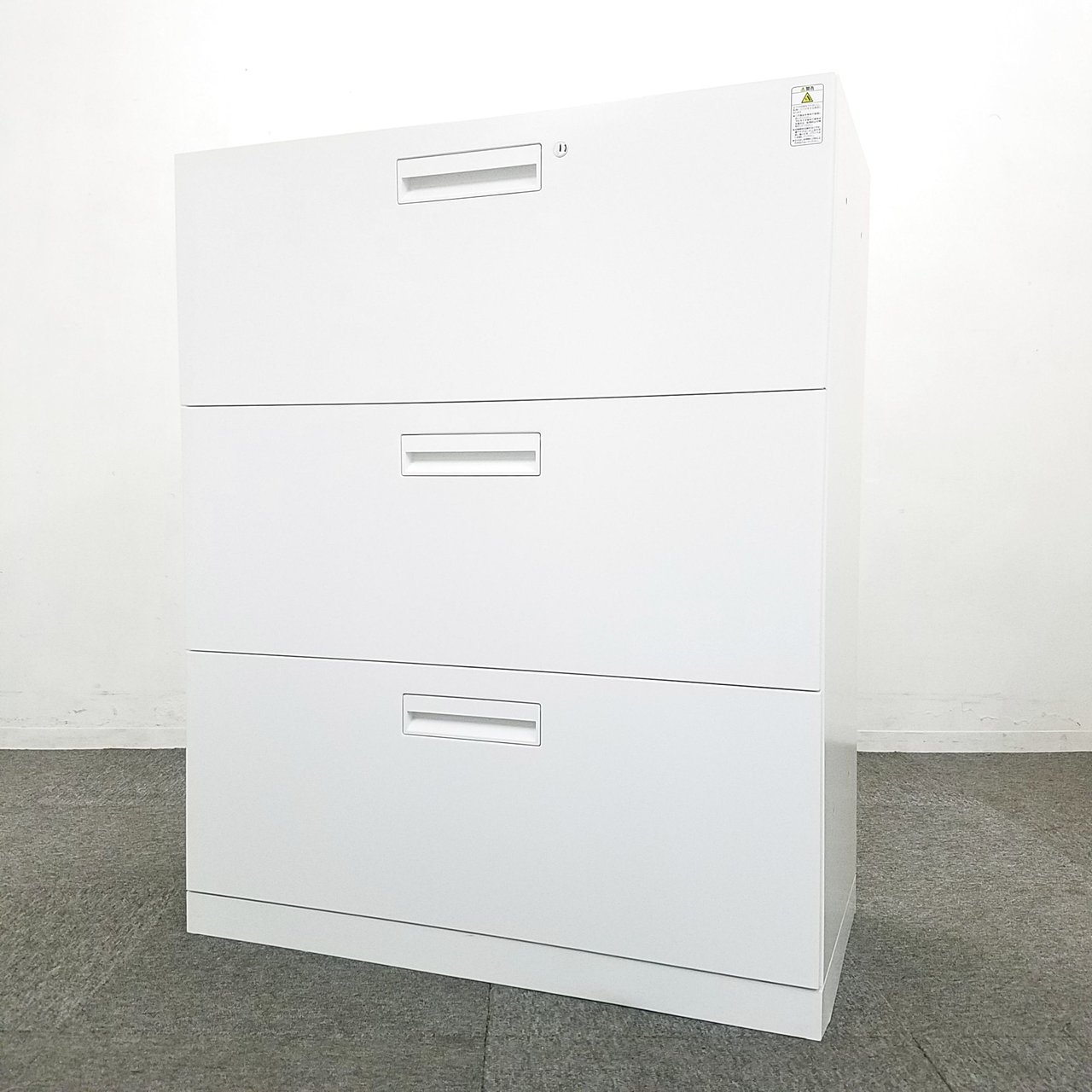 【使いやすさが人気のエディアシリーズ入荷！】■コクヨ製　3段ラテラルキャビネット　ホワイト
                        エディア
                                    中古
            