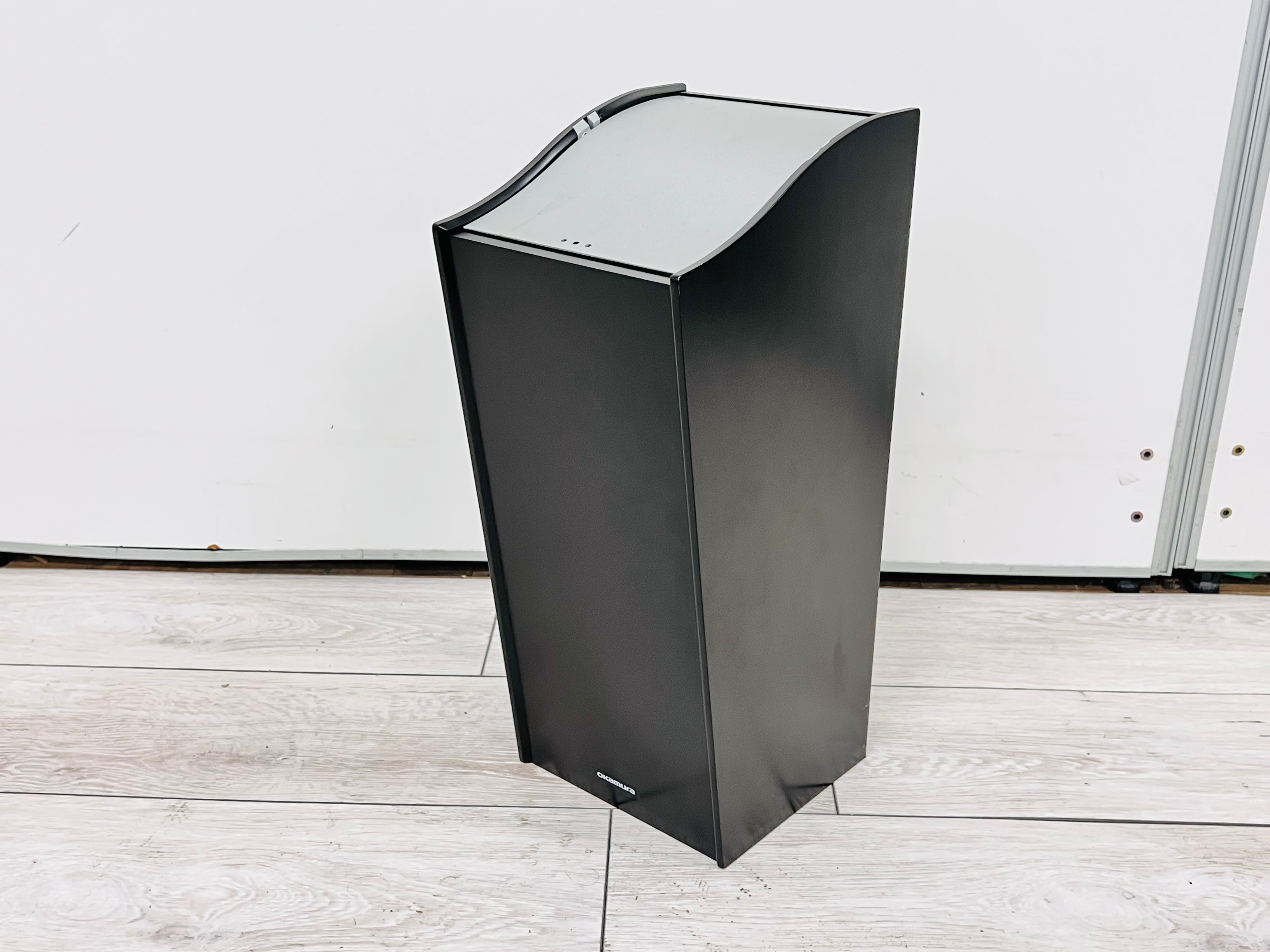 あると便利な小型ごみ箱！
■オカムラ/ダストボックス
                        その他シリーズ
                                    中古
            