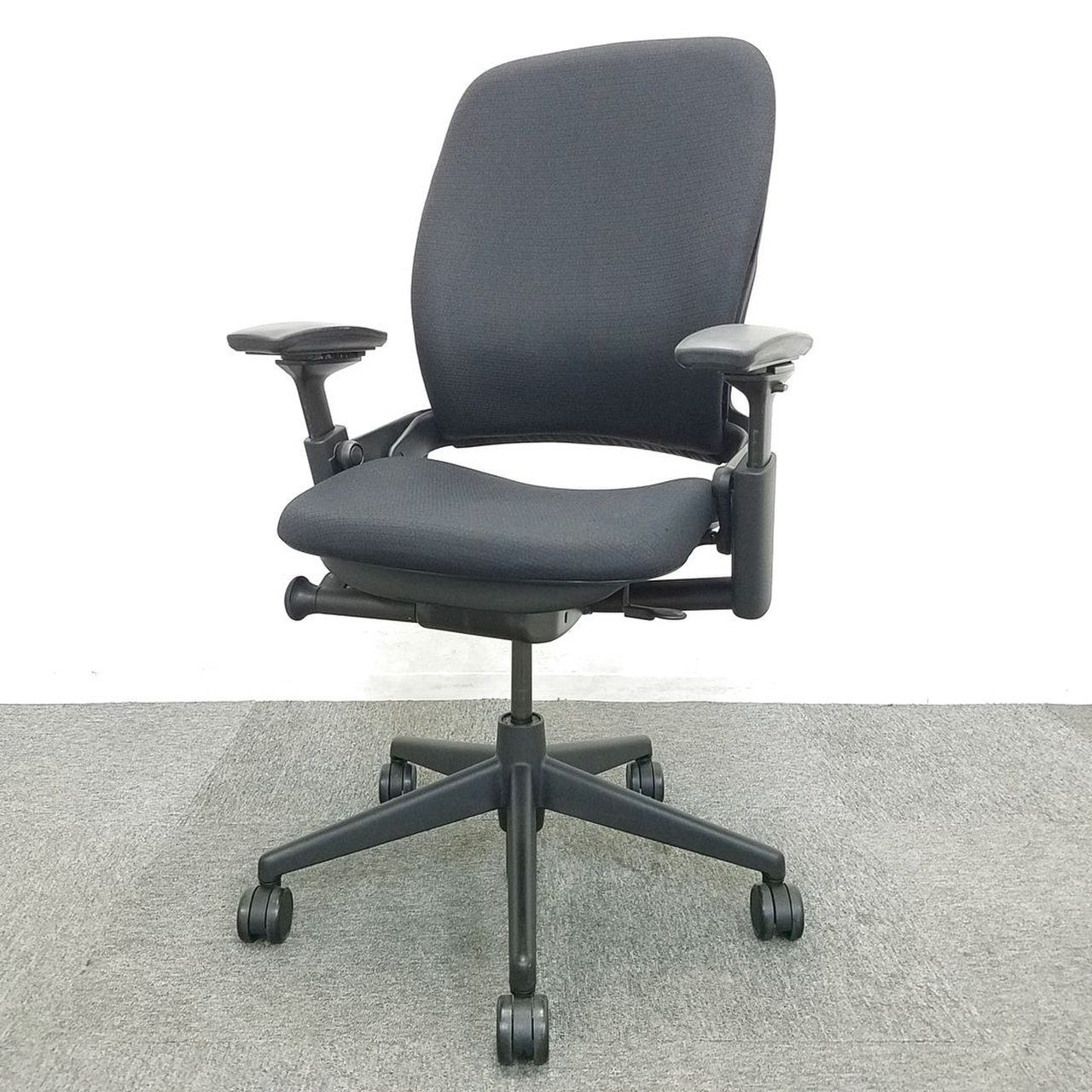 Steelcase Leap V2 / スチールケース リープV2 チェア Steelcase Leap エルゴノミック・オフィスチェア - Steelcase