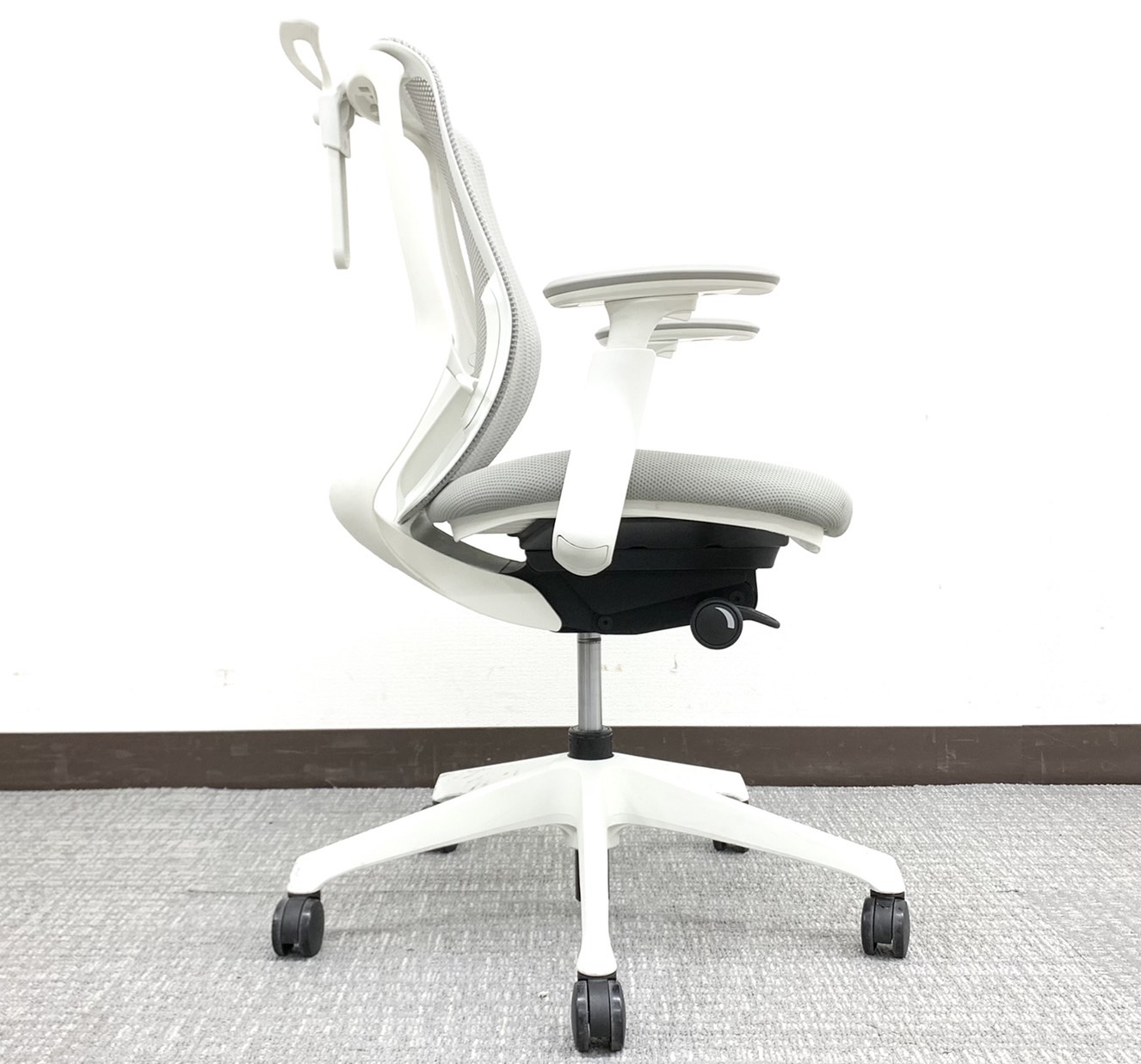 中古】シルフィー オカムラ/okamura 肘付ローバックチェア 中古】シルフィー オカムラ/okamura 肘付ローバックチェア