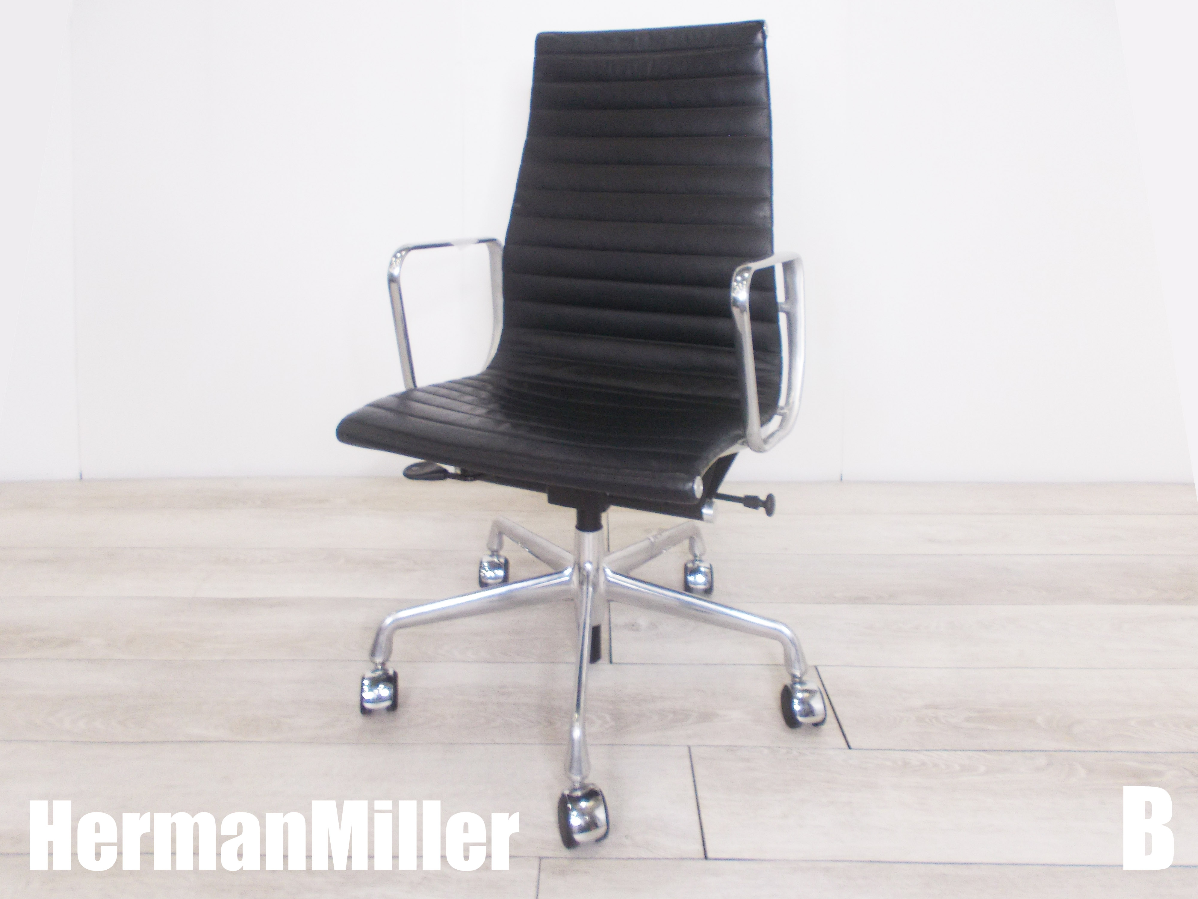 Bai　B)HermanMiller■イームズ アルミナムチェア 中古】イームズ アルミナム Herman Miller/ハーマンミラー 肘付