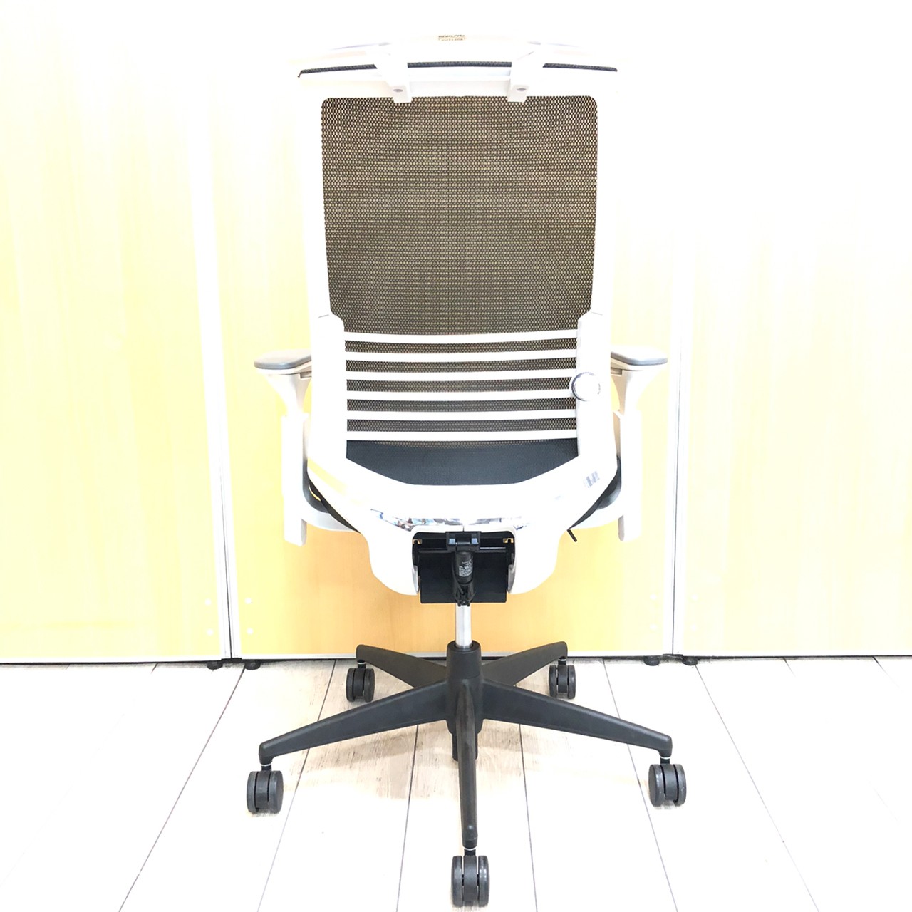 中古】ベゼル 樹脂脚 CRS-G2822E1 コクヨ/KOKUYO 肘付