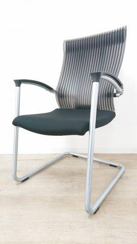 【レア商品】【人気チェアのミーティングチェアタイプ】【エラストマータイプの背もたれ】イトーキ/スピーナ
                        スピーナチェア（エラストマー）
                                    中古
            