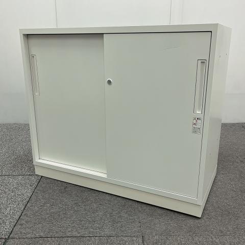 コクヨ　KOKUYO　エディア　引き違い書庫　白　ホワイト　下置き用　会社　起業　増床　
                        エディア
                                    中古
            