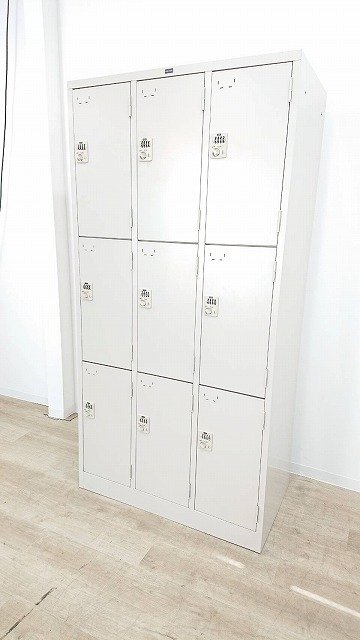 【ダイヤル式9人用ロッカーの入荷です】■内田洋行　9人用ロッカー　3列3段　※非常解除キー作成不可 おつとめ品【C】
                        その他シリーズ
                                    中古
            