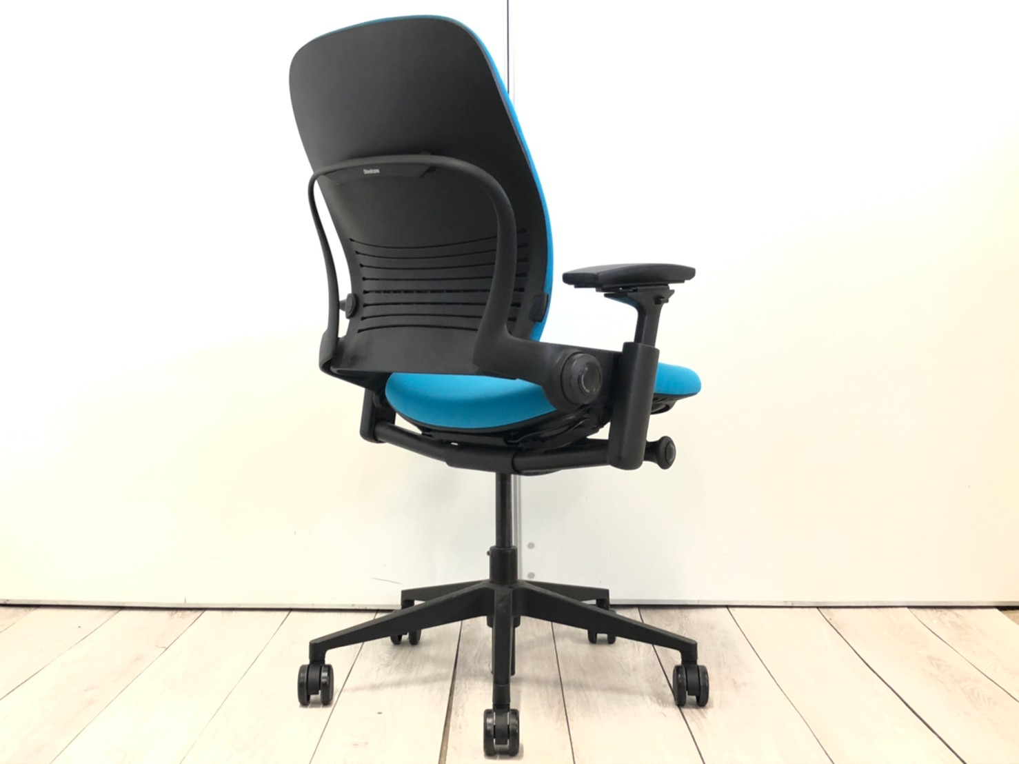 中古】リープV2 LEAP-10100 Steelcase/スチールケース 肘付