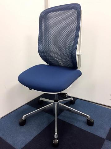 【前傾機能付き】【執務室や会議室におすすめ】オカムラで一番売れている大人気商品！シルフィチェアの入荷！
                        シルフィー
                                    中古
            