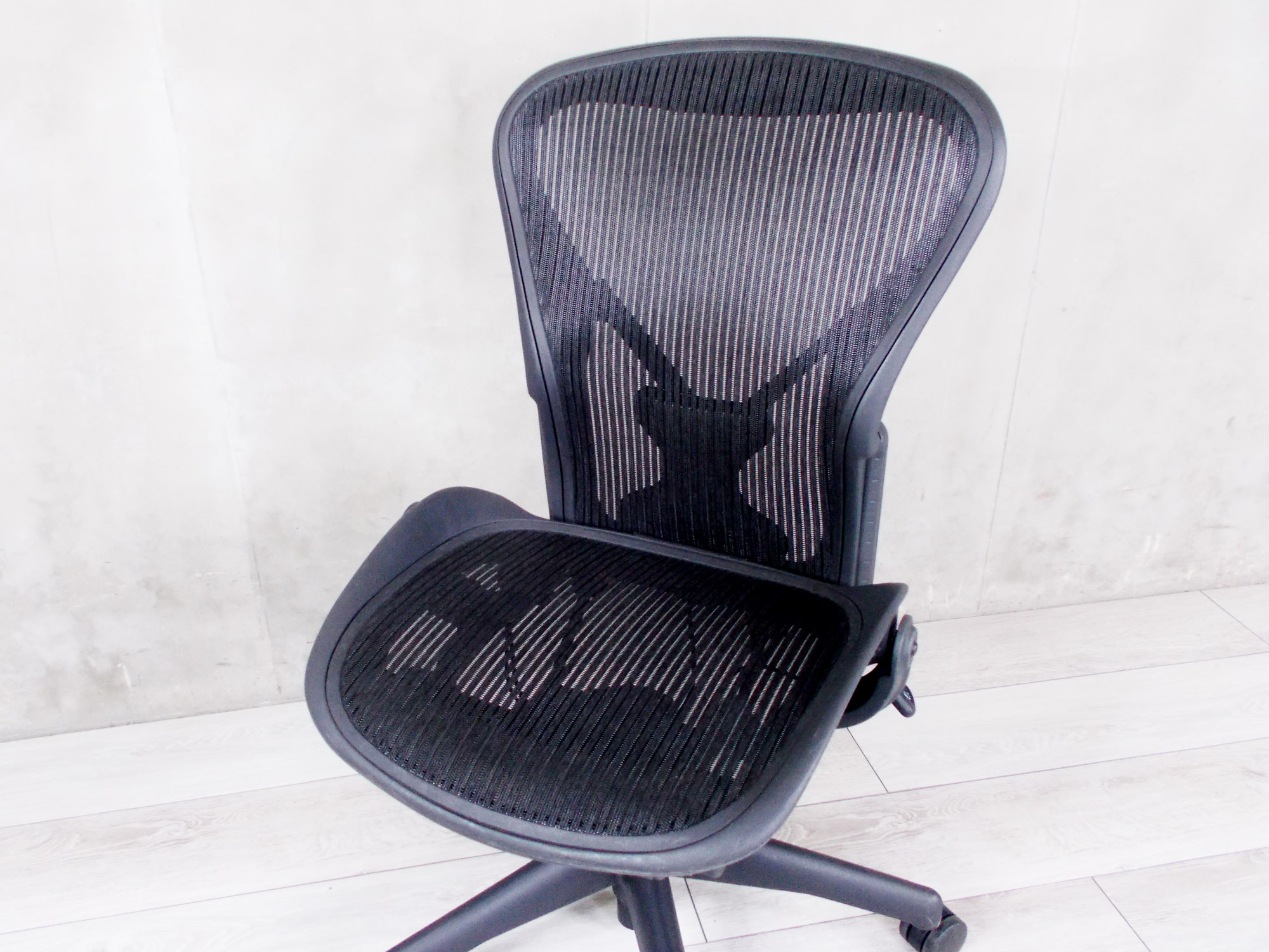 ハーマンミラー アーロンチェア USED 中古】アーロンチェア Herman Miller/ハーマンミラー 肘付