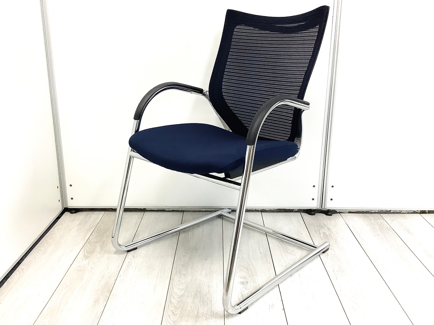 大人気／高機能／定番　◆Okamura／オカムラ◆Baron／バロン ※横浜店撮影画像※
                        バロンチェア
                                    中古
            