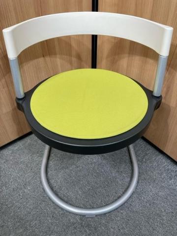 中古 ピッキオ イトーキ Itoki スタッキングチェア 中古オフィス家具ならオフィスバスターズ