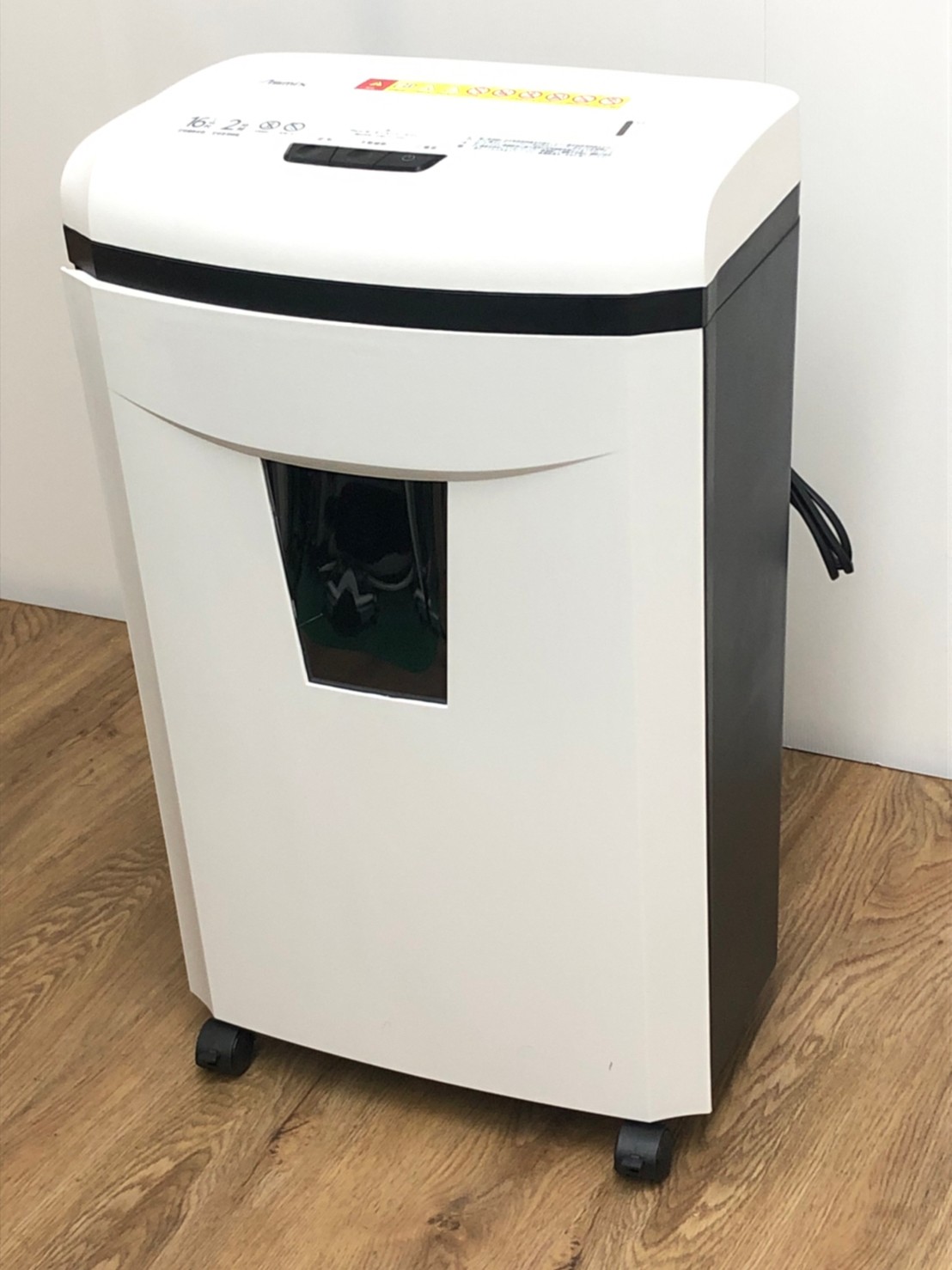 【アスカ】 Asmix 【クロスカットシュレッダー(A4対応)】  S72シリーズ
                        Asmix
                                    中古
            