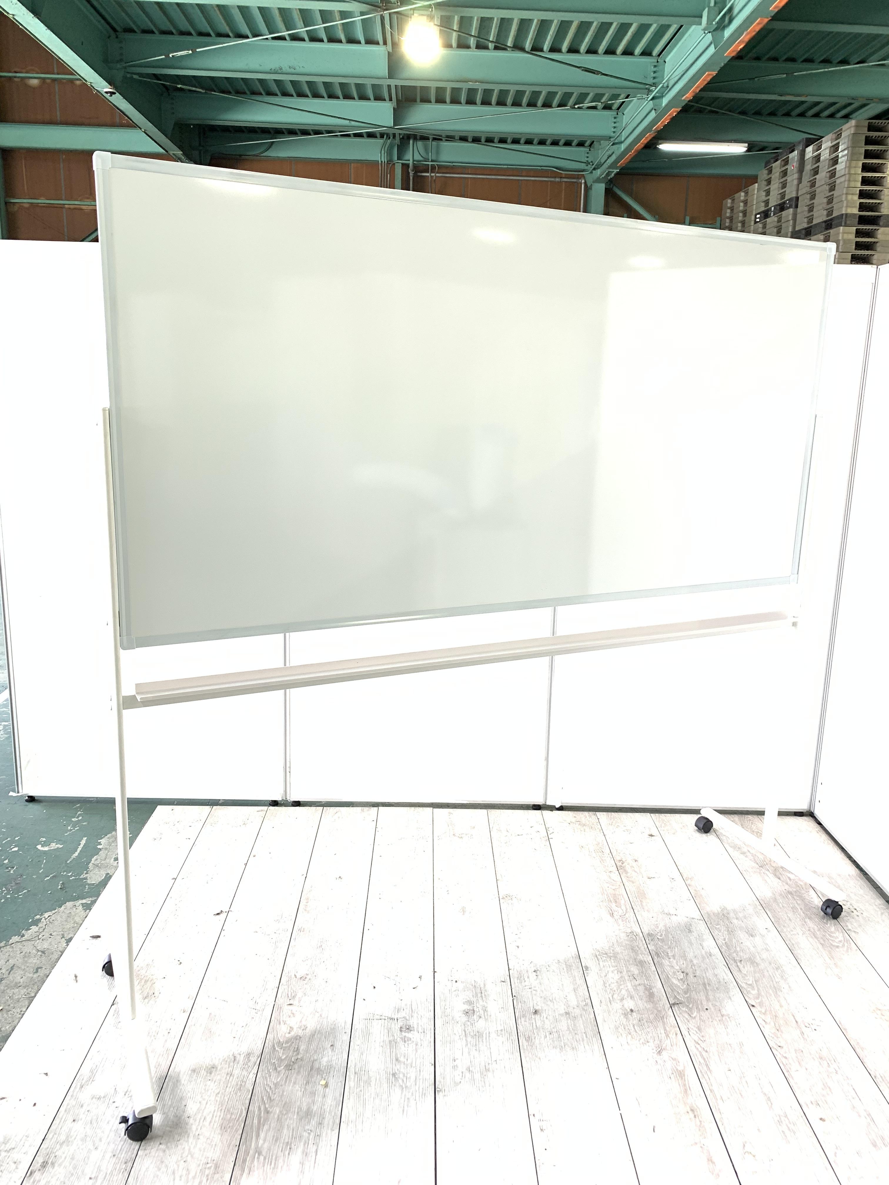 【3台限定】オフィスの必需品！キャスター付きで移動もラクラク！
                        その他シリーズ
                                    中古
            