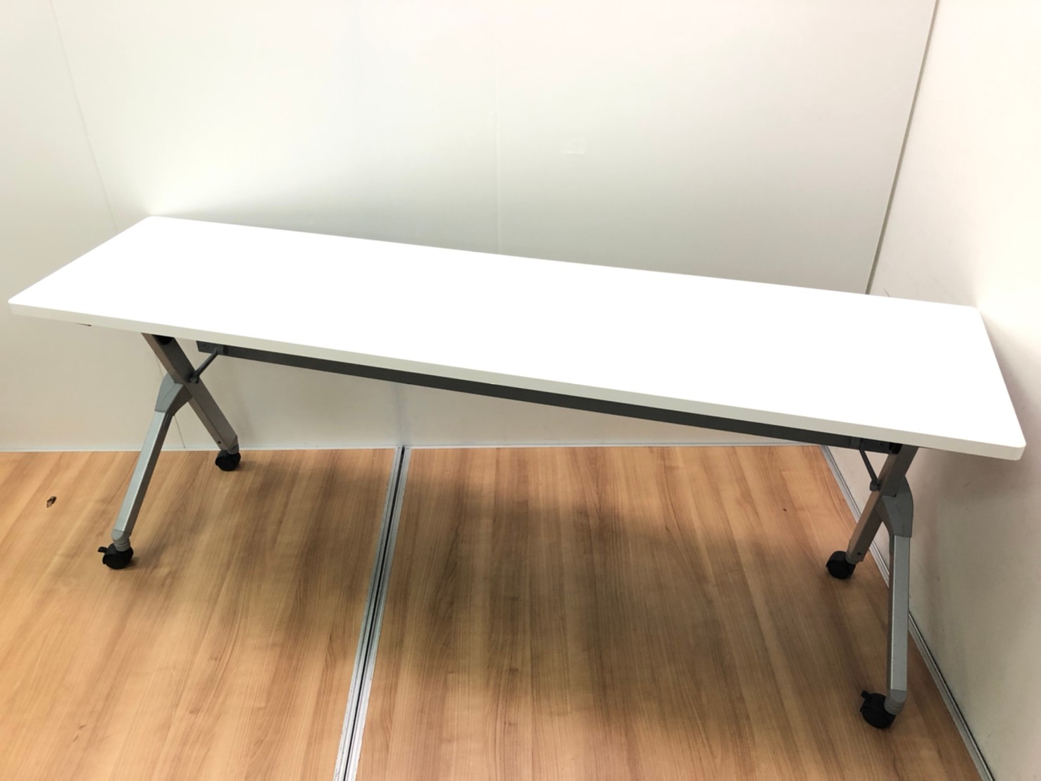 移動がラクラク！並行スタック可能！
                        フラプター
                                    中古
            