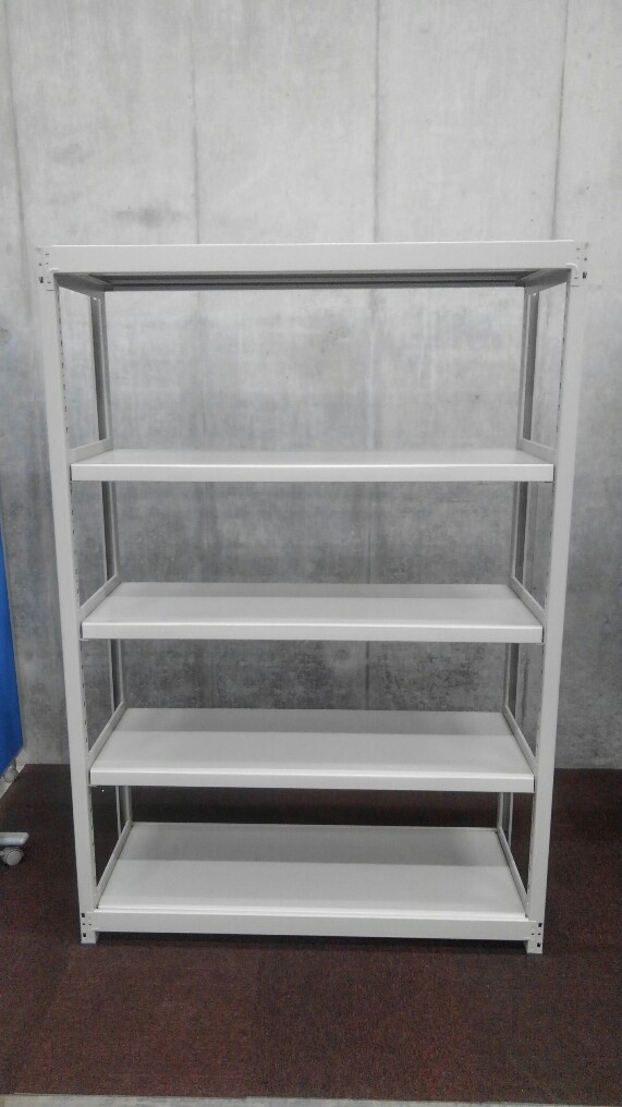 コクヨのW1240の中古ラックが1台再入荷しました！　注)呼称W1200　実寸W1240　天地5段　耐荷重：段/150kg　ボルトレスなので組立も簡単！ 
※マテハン本舗の中古商品は、千葉県柏市に在庫がございます。
                        その他シリーズ
                                    中古
            