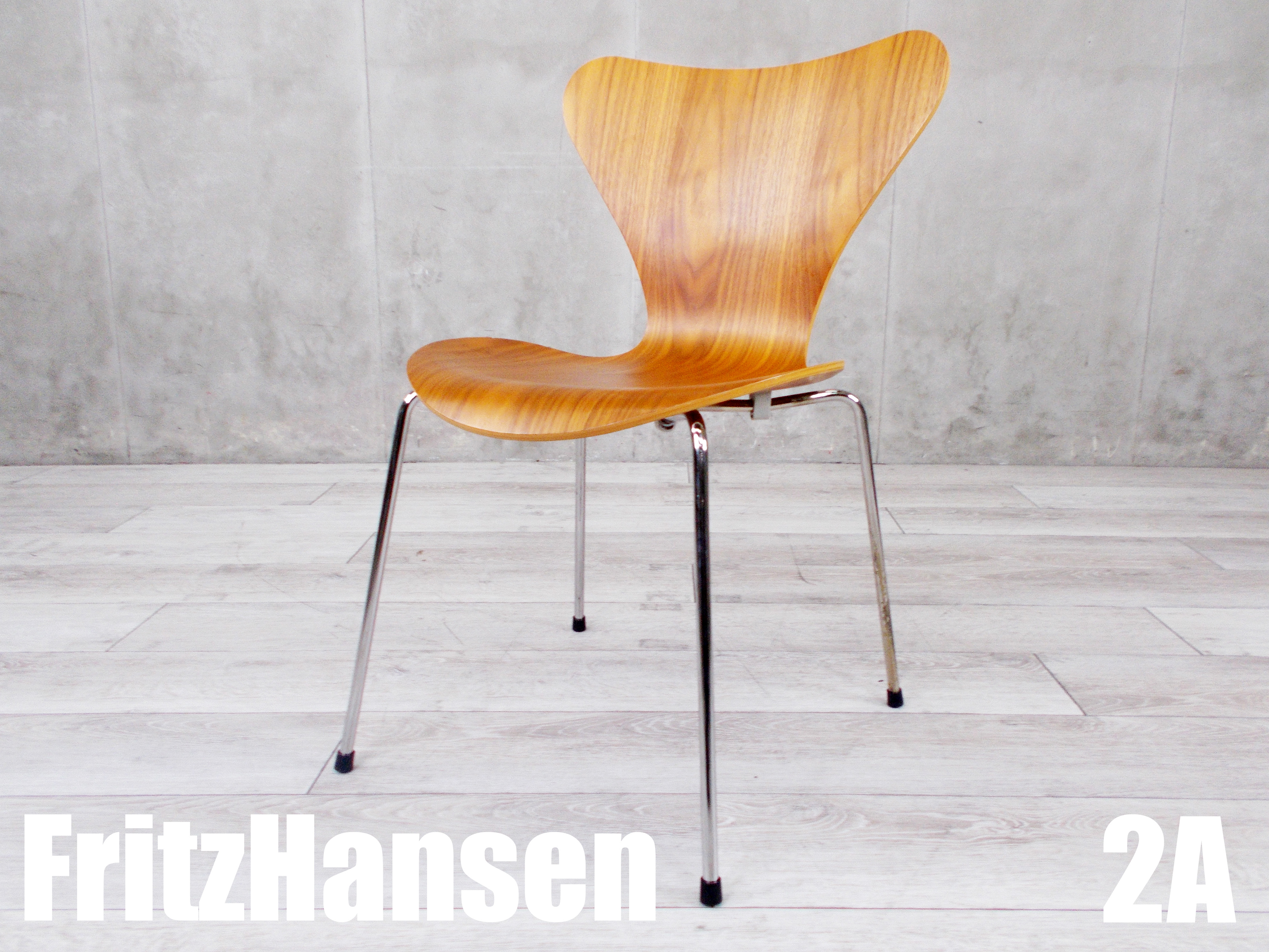 3A)FritzHansen/フリッツハンセン　セブンチェア　ウォールナット　アルネヤコブセン
                        その他シリーズ
                                    中古
            