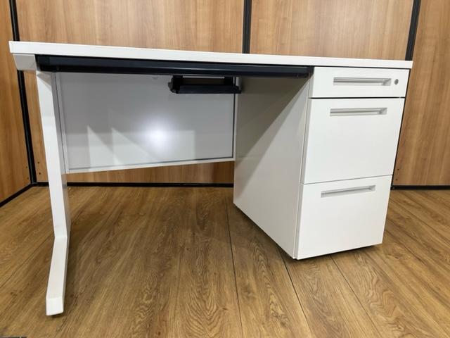 イトーキ（ITOKI） CZRデスク(CZR DESK) 一覧 - 中古オフィス家具ならオフィスバスターズ