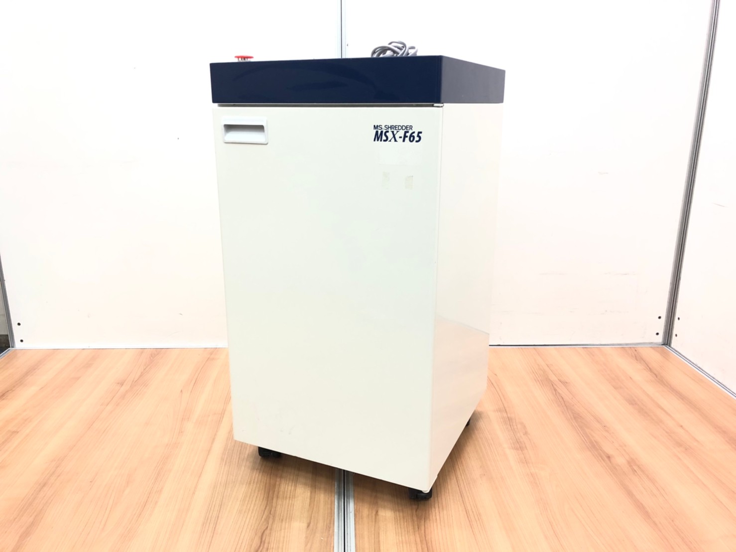 新品時同時裁断枚数65枚！大量裁断で作業効率UP！
■明光商会/MSX-F65
                        MSXシリーズ
                                    中古
            