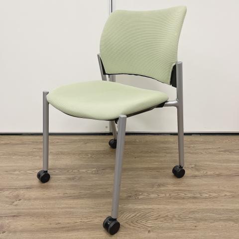 【在庫入れ替え】オカムラ製/8147シリーズ/キャスター付き/グリーン
                        8147シリーズ
                                    中古
            