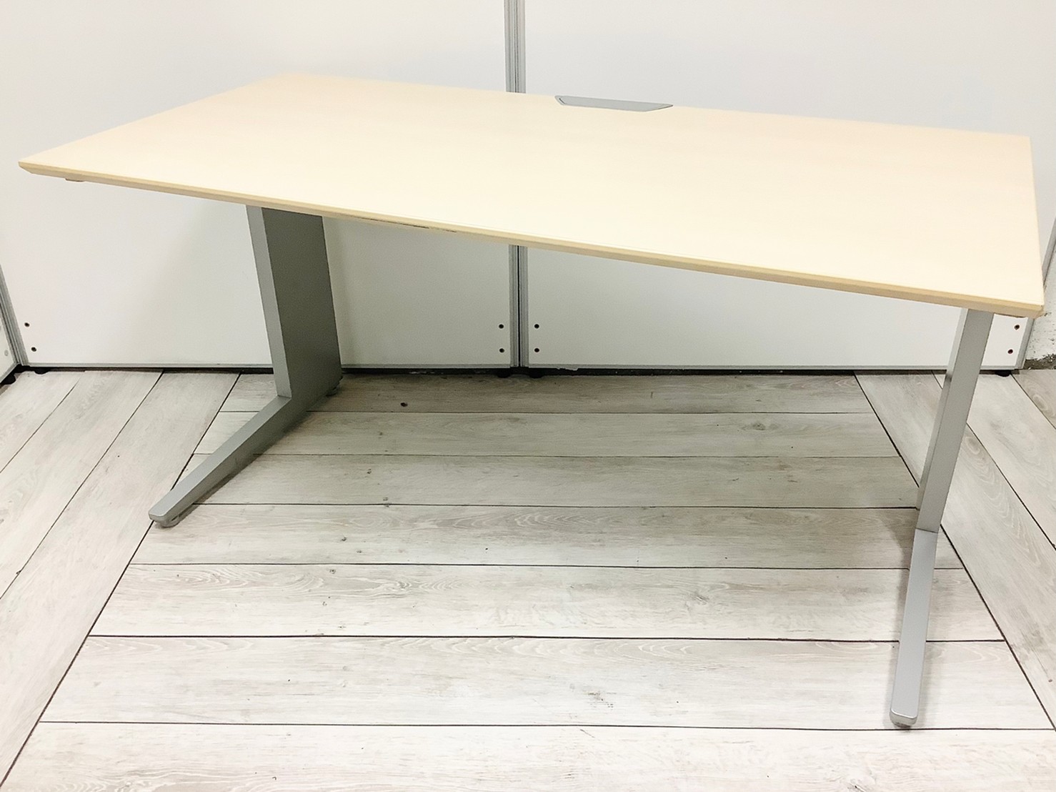 大人気／貴重品／レア　◆Okamura／オカムラ　◆Pro Umit／プロユニット ※横浜本店撮影画像※
                        プロユニット
                                    中古
            