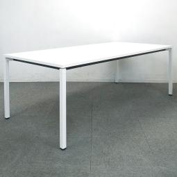 【広々とゆとりのある作業スペース！】■コクヨ製　ミーティングテーブル　W2100×D1000mm　ホワイト