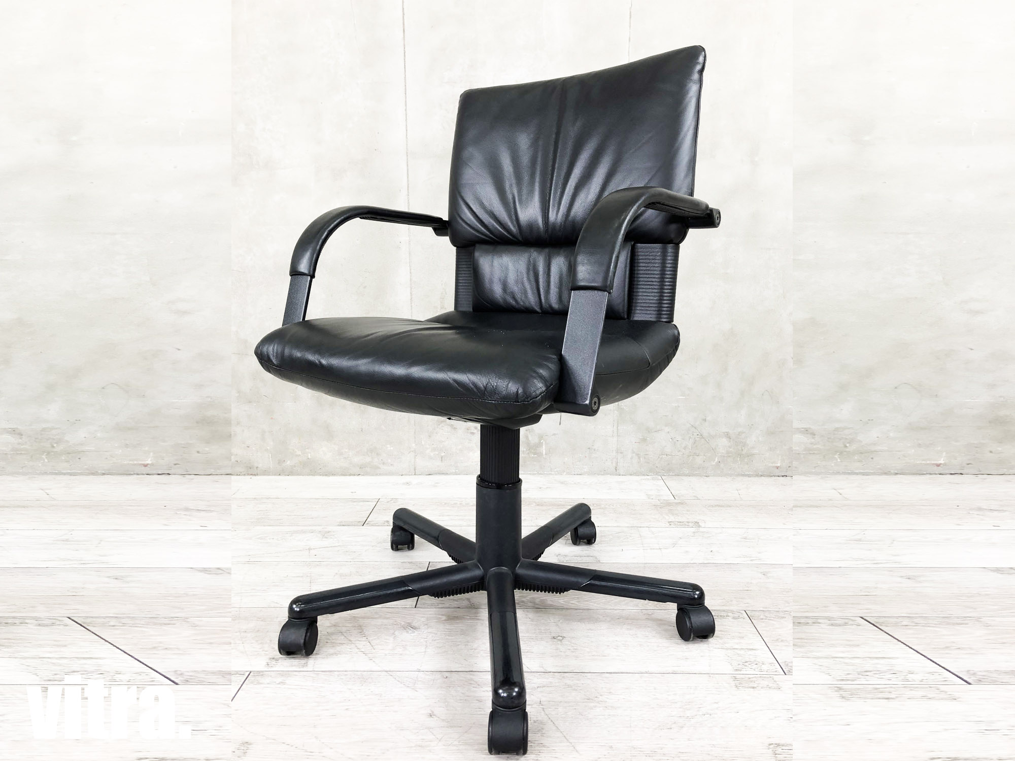 中古】フィグラ vitra/ヴィトラ 肘付ハイバックチェア 376663