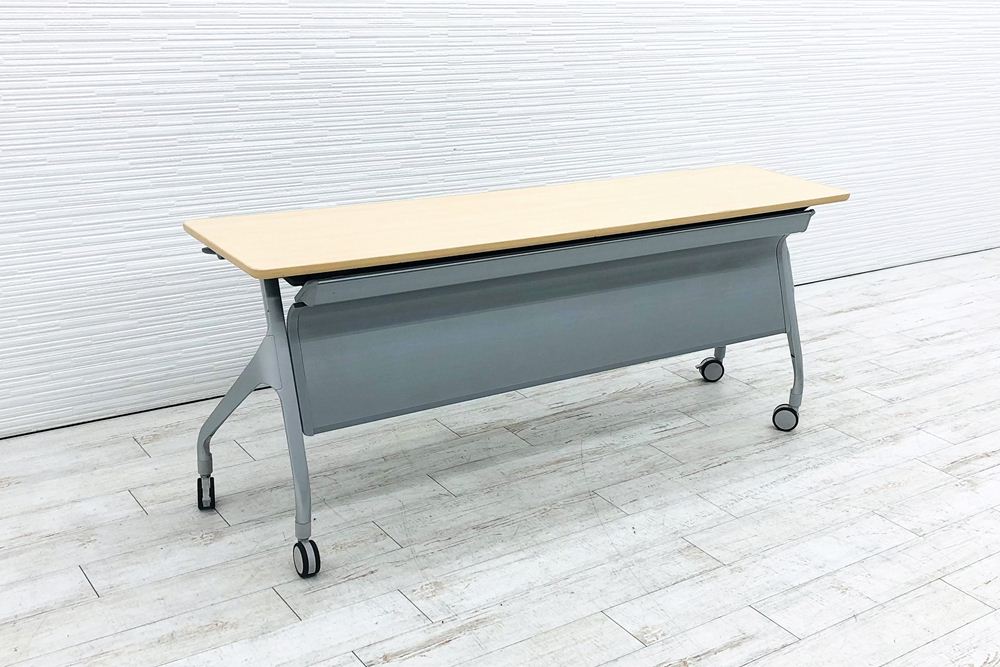 【KS】【美しい木目デザイン！】■コクヨ製　サイドスタックテーブル　W1800×D450mm　幕板付　倉庫在庫品【OI】2641
                        その他シリーズ
                                    中古
            